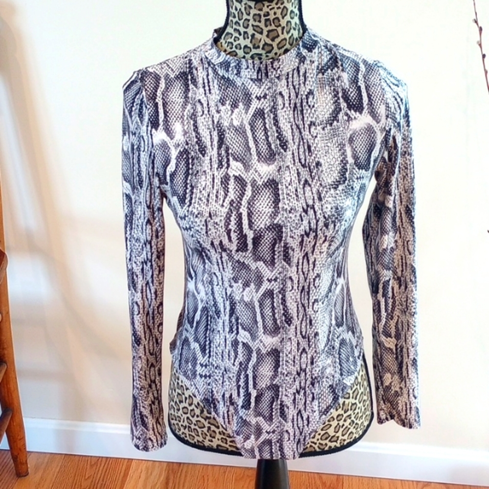Charlotte Russe Women's Long Sleeved Snakeskin Patterned Bodysuit Size:S